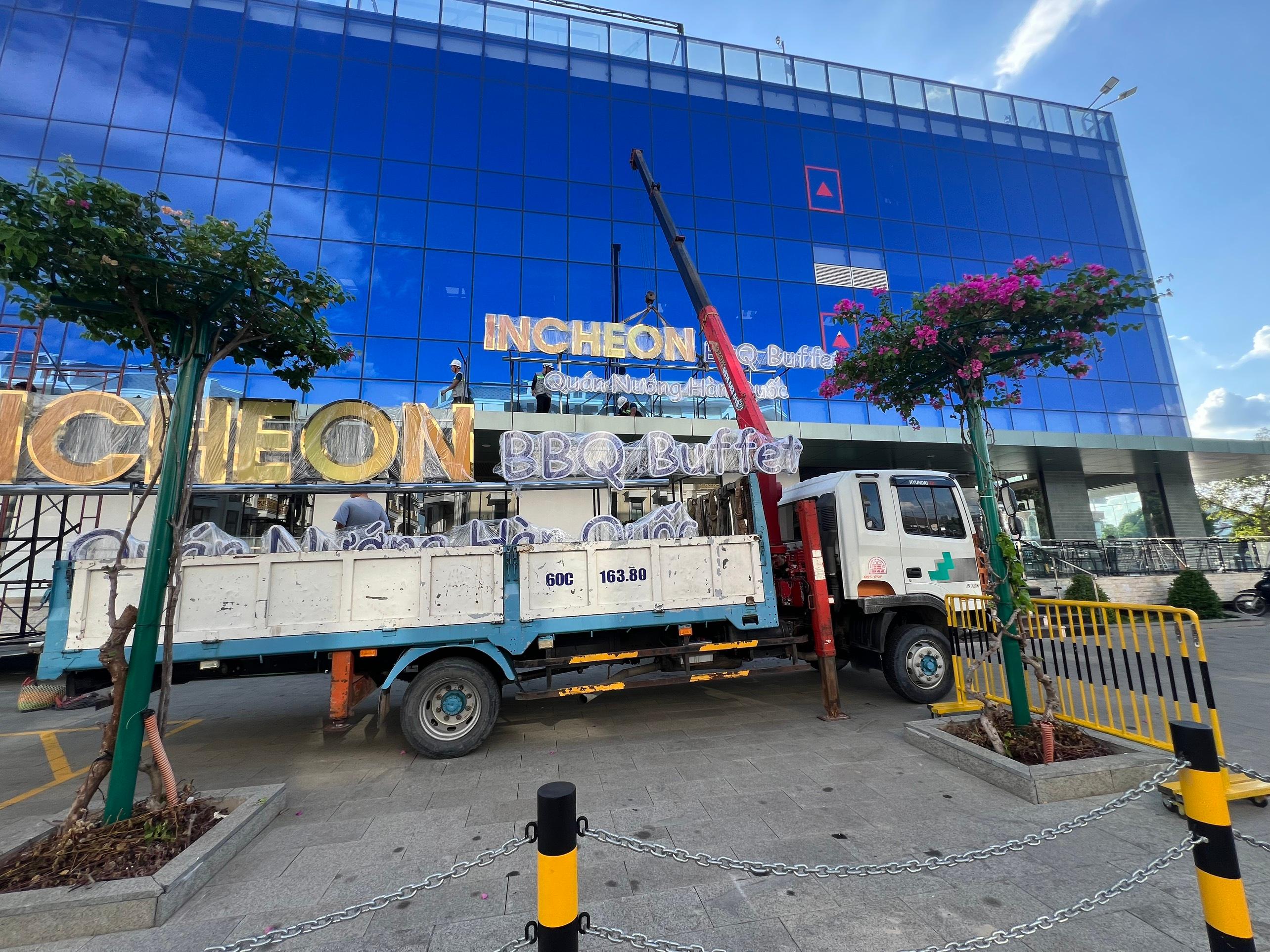 DỰ ÁN BẢNG HIỆU QUẢNG CÁO INCHEON BBQ BUFFET (6).jpg
