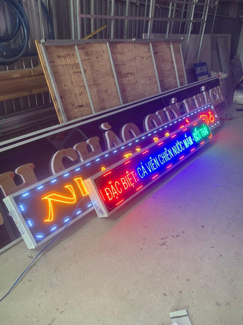 Hộp Đèn Led Màu 1.jpg